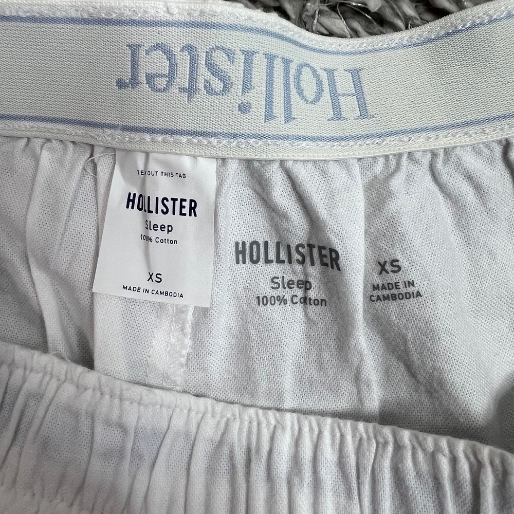 Womens Sleep Shorts By Hollister XS White Cotton Class of '25 Pockets Soft Girl - Picture 4 of 10
